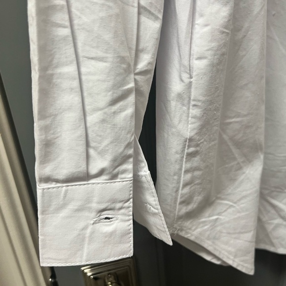 Oliver James Butterfly White Button Down Blouse - Picture 6 of 8